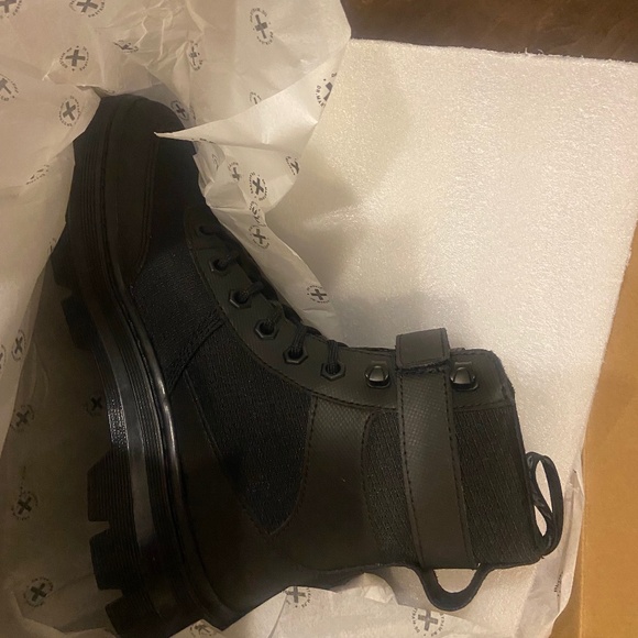 Dr. Martens Combs Tech Element+ Poly Rip-Stop Boots Black Unisex - Picture 6 of 10